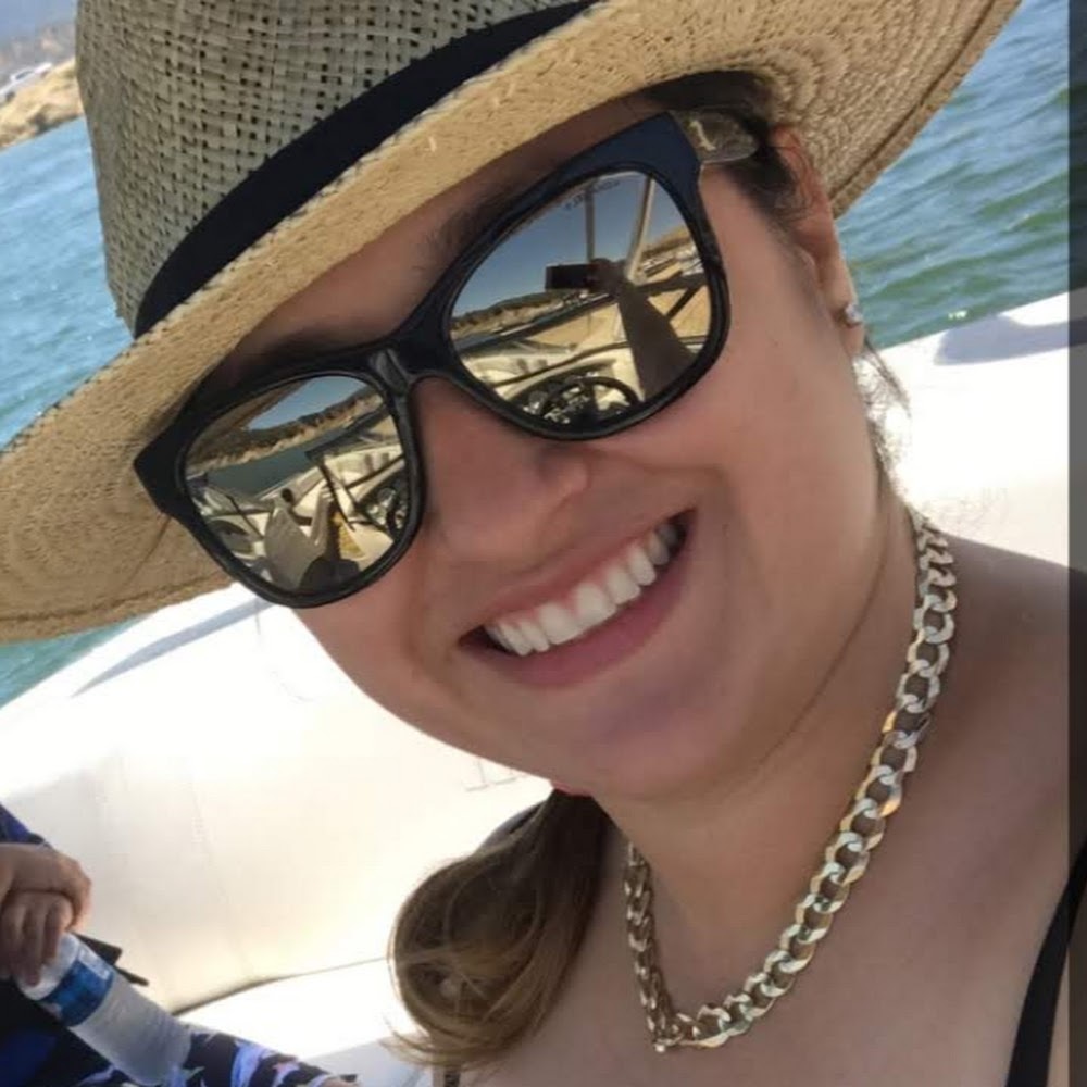 Meet your Posher, Monique